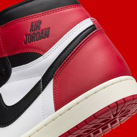 Nike Air Jordan 1